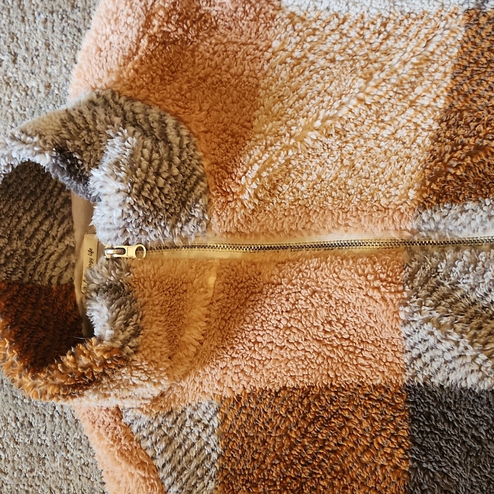 Thread & Supply - Picture 3 of 8